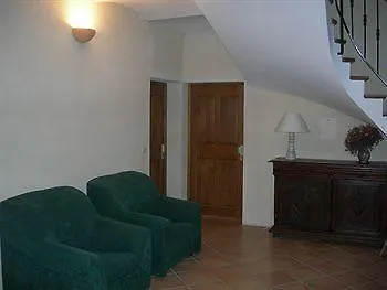 Otel Les Sibourgs